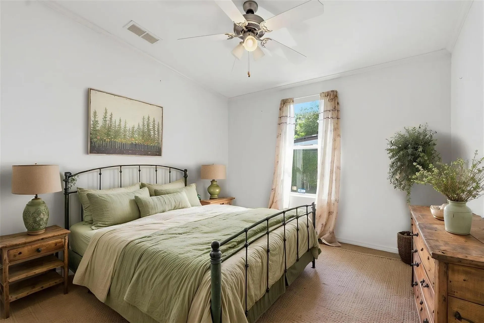 39206 Flora Avenue Zephyrhills FL 33542