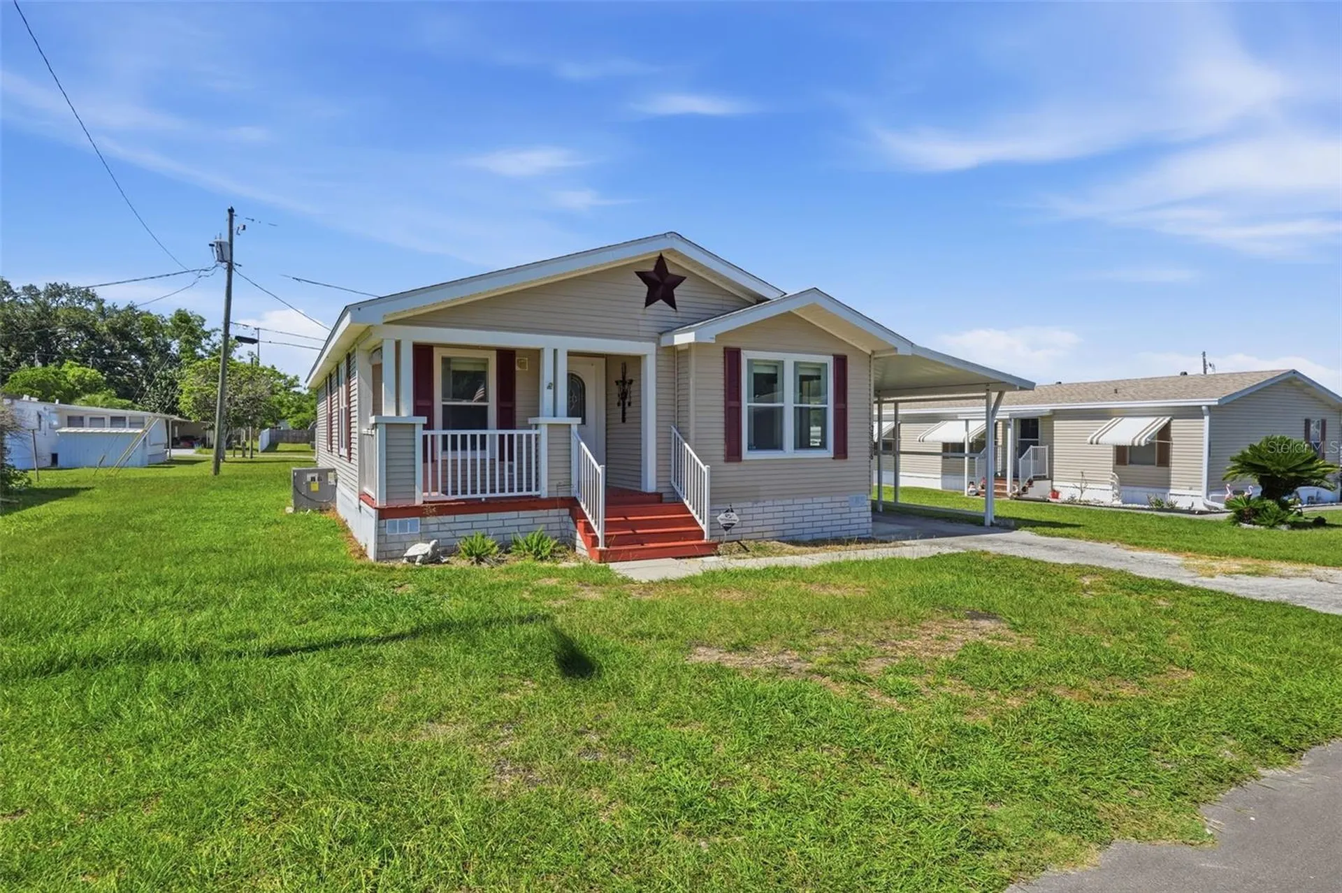 39206 Flora Avenue Zephyrhills FL 33542
