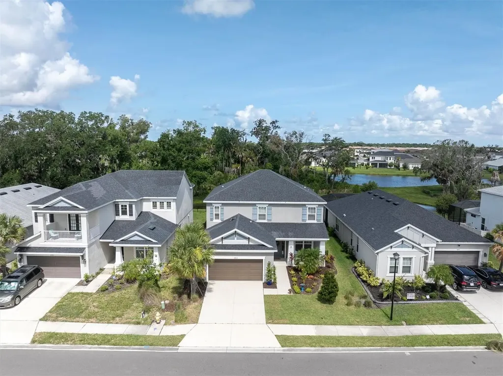 10815 Fieldstone Drive Palmetto FL 34221