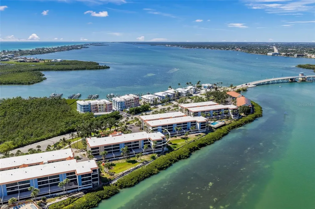 1591 Beach Road Englewood FL 34223