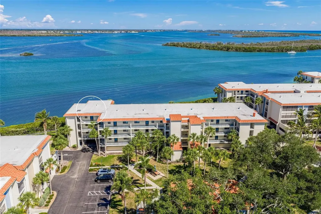 1591 Beach Road Englewood FL 34223
