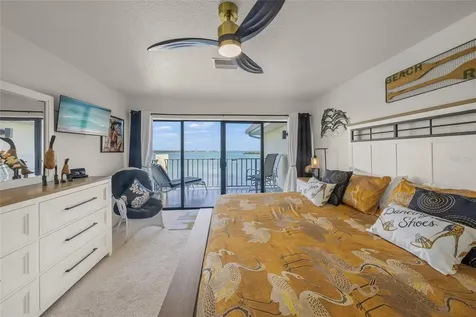 1591 Beach Road Englewood FL 34223