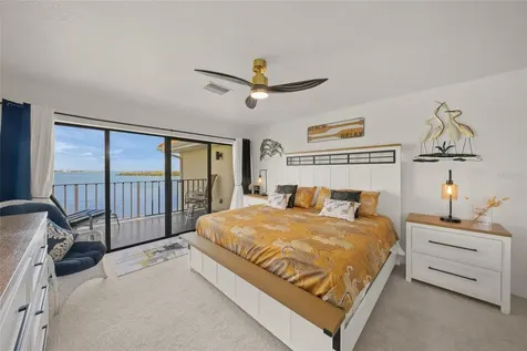 1591 Beach Road Englewood FL 34223