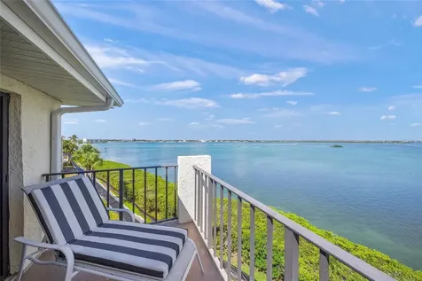 1591 Beach Road Englewood FL 34223