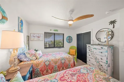 1591 Beach Road Englewood FL 34223