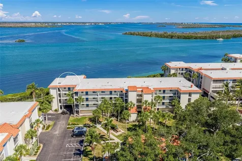 1591 Beach Road Englewood FL 34223