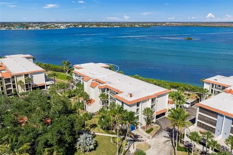 1591 Beach Road Englewood FL 34223