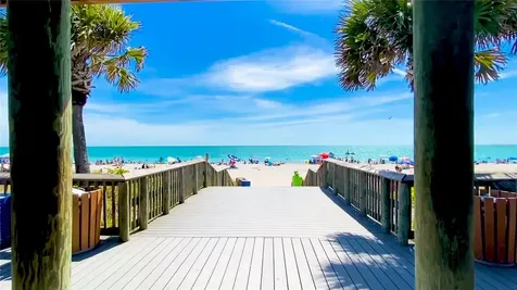1591 Beach Road Englewood FL 34223