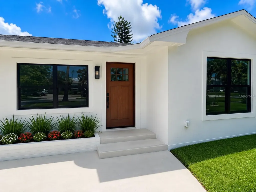3219 E Debazan Avenue St Pete Beach FL 33706