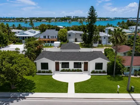 3219 E Debazan Avenue St Pete Beach FL 33706