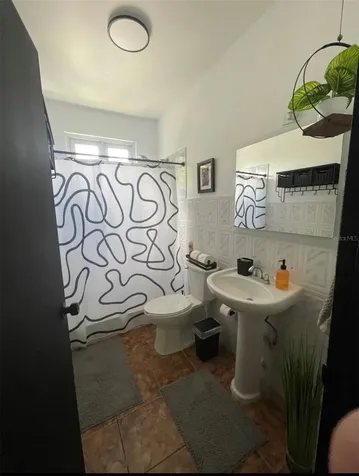 Apt 202 Manuel Guilloty / Librevato Montalvo Cabo Rojo PR 00623