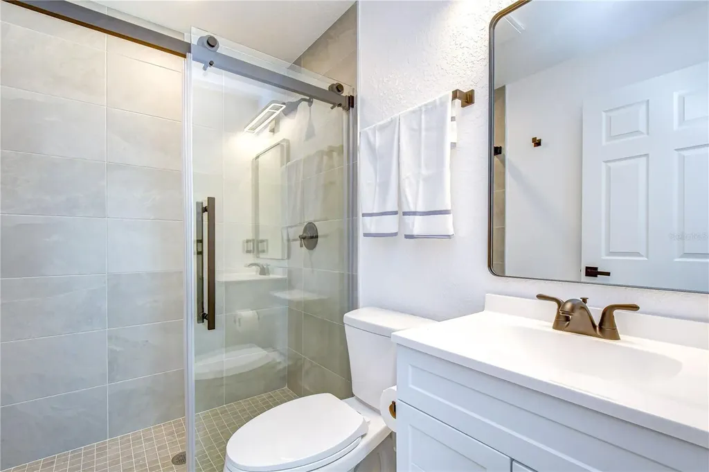 218 8th Avenue Drive W Bradenton FL 34205