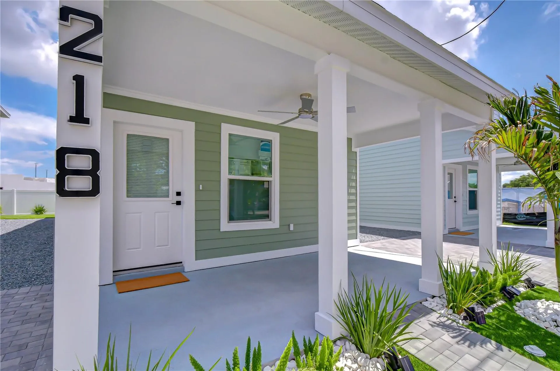 218 8th Avenue Drive W Bradenton FL 34205