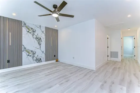 218 8th Avenue Drive W Bradenton FL 34205