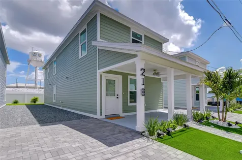 218 8th Avenue Drive W Bradenton FL 34205
