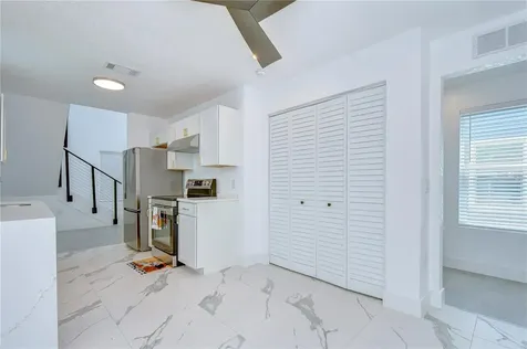 218 8th Avenue Drive W Bradenton FL 34205