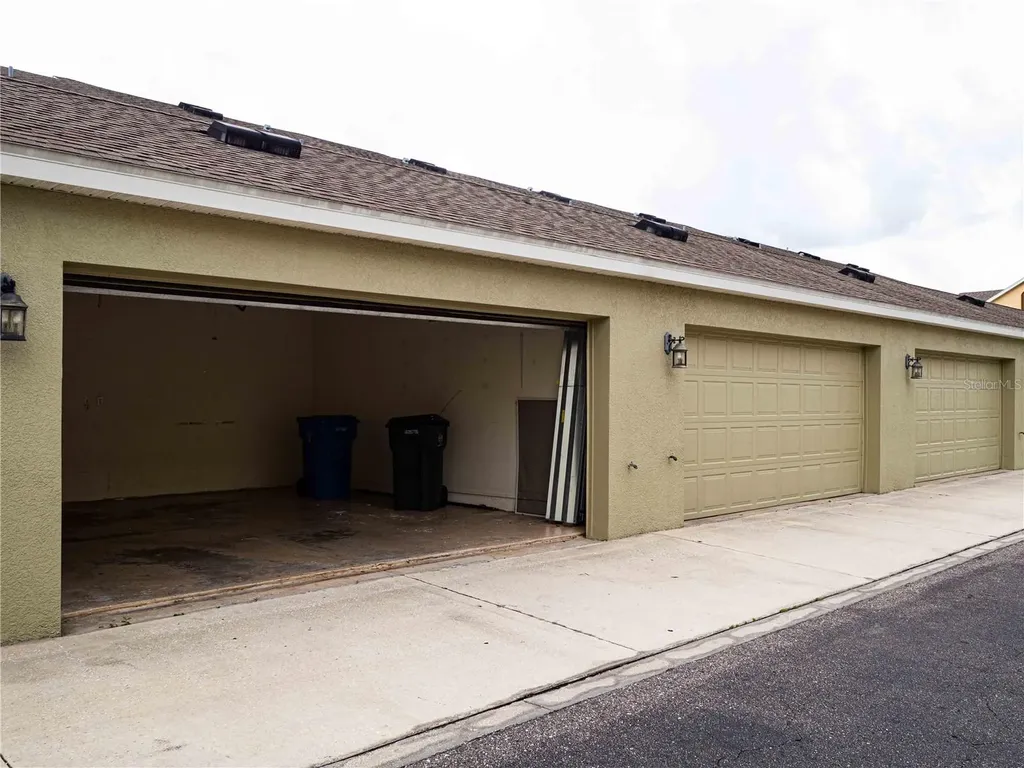 12636 Carlby Circle Tampa FL 33626