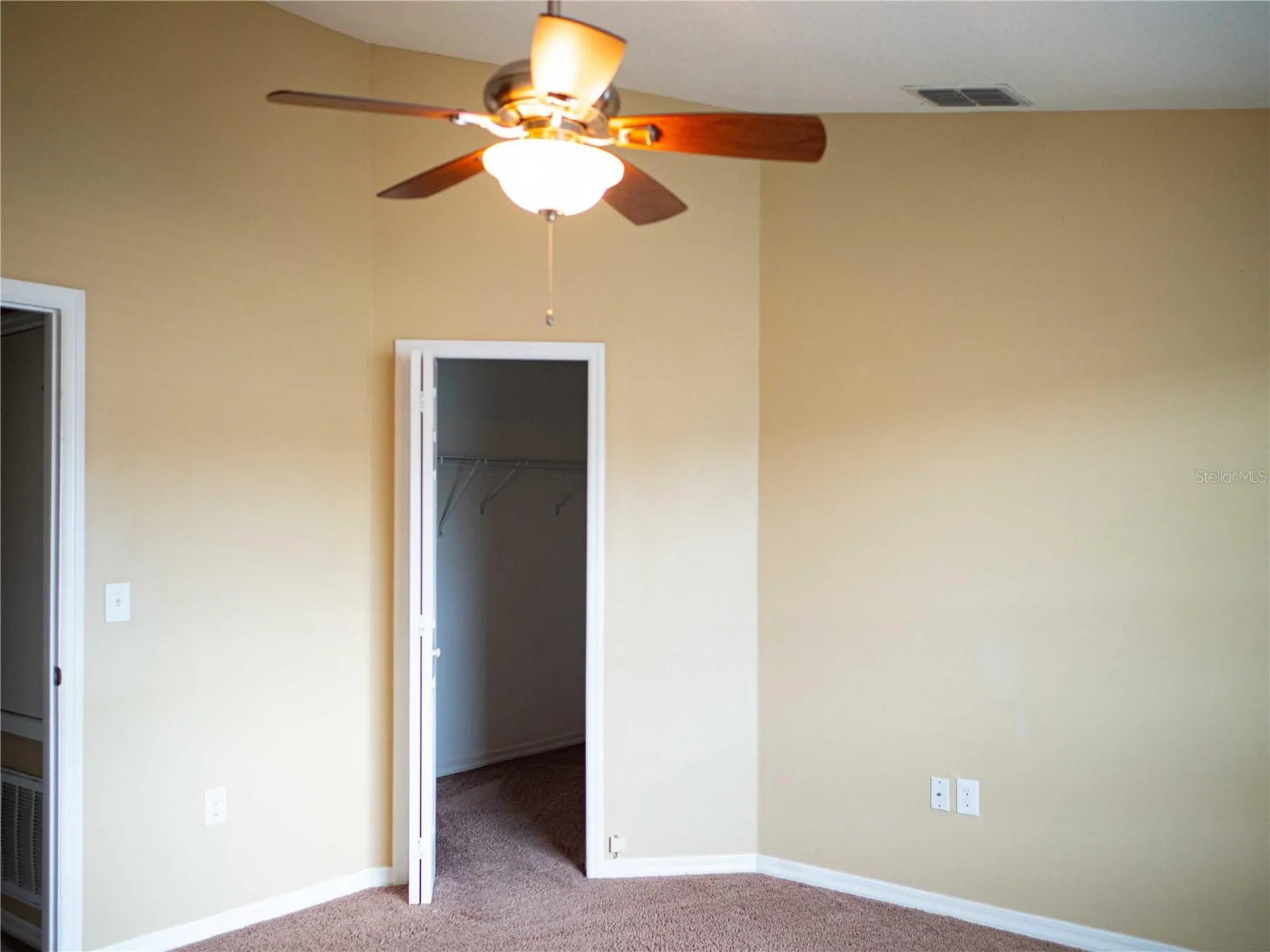 12636 Carlby Circle Tampa FL 33626