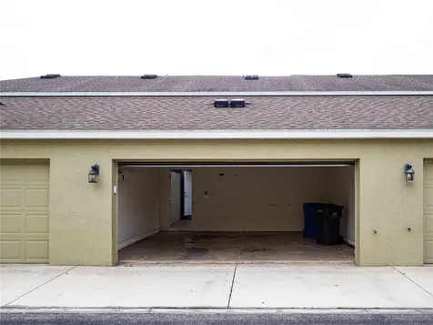 12636 Carlby Circle Tampa FL 33626