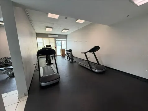 Carretera 833 Plaza Del Prado Guaynabo PR 00969