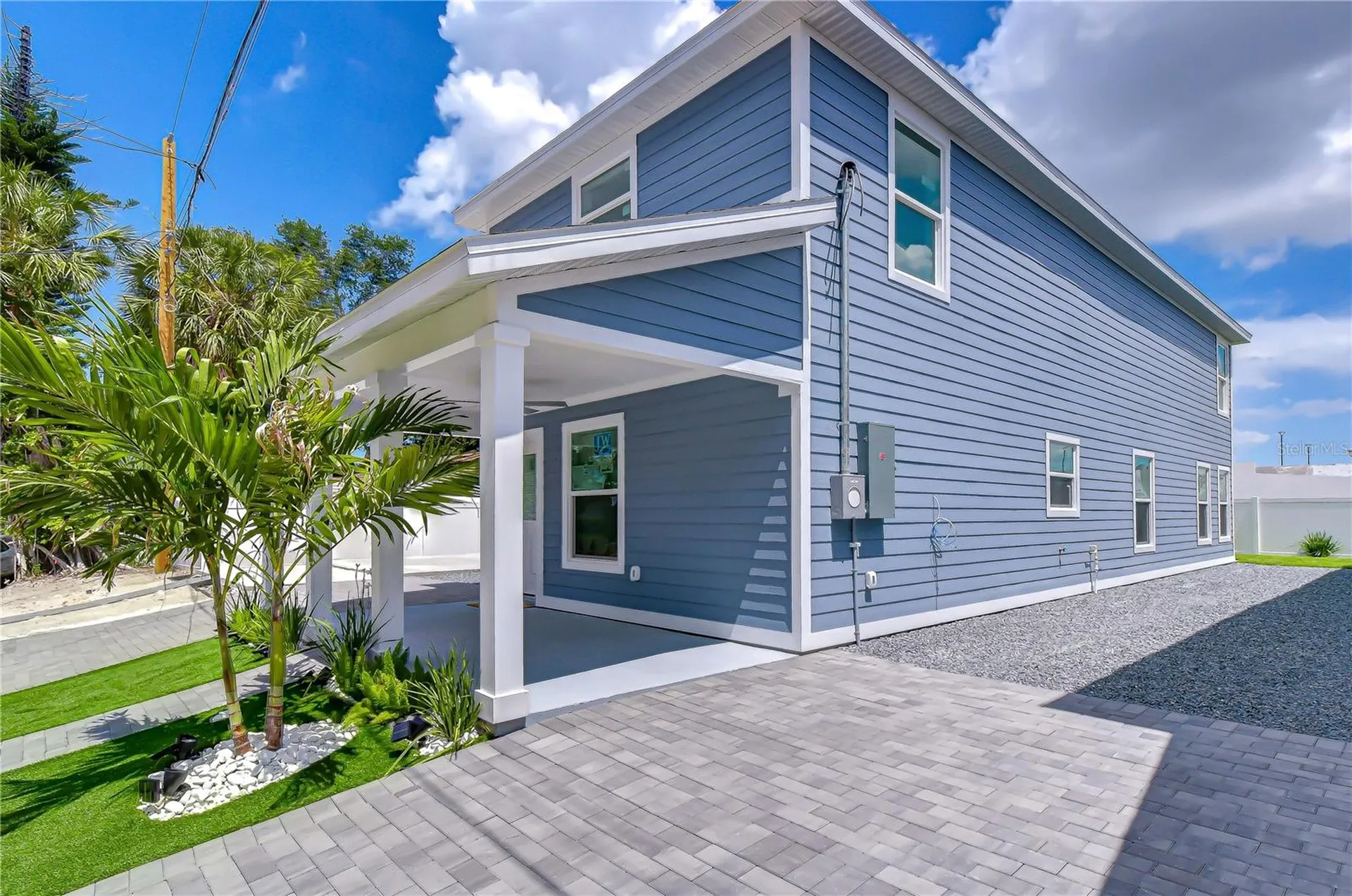 222 8th Avenue Drive W Bradenton FL 34205