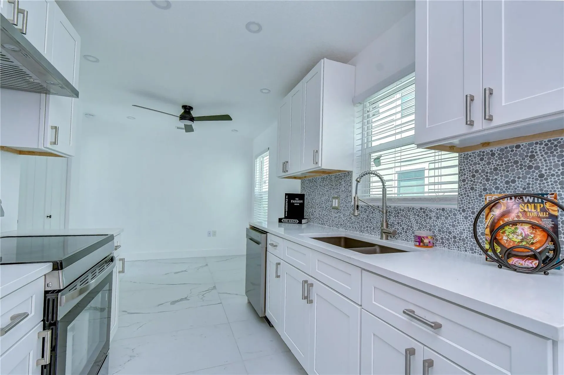 222 8th Avenue Drive W Bradenton FL 34205
