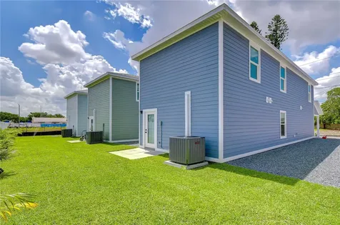 222 8th Avenue Drive W Bradenton FL 34205