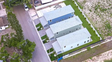 222 8th Avenue Drive W Bradenton FL 34205
