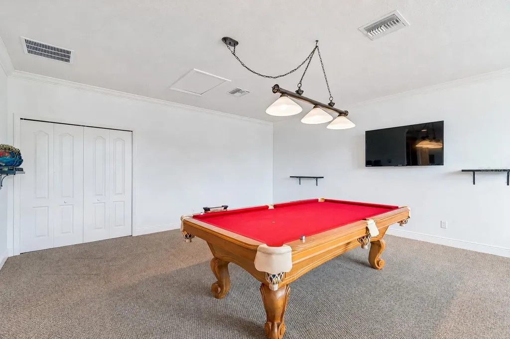 10524 Mistflower Lane Tampa FL 33647