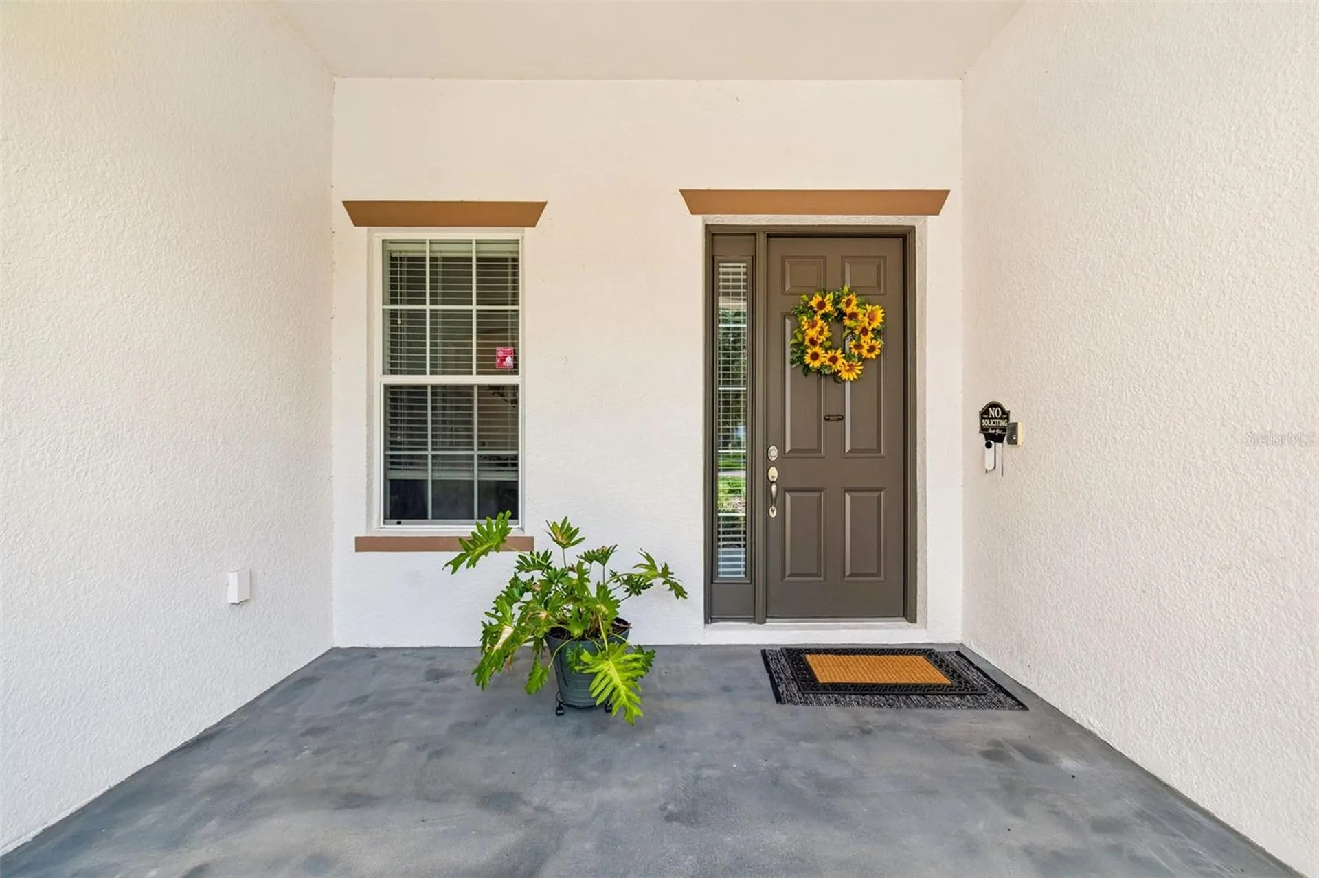 10524 Mistflower Lane Tampa FL 33647