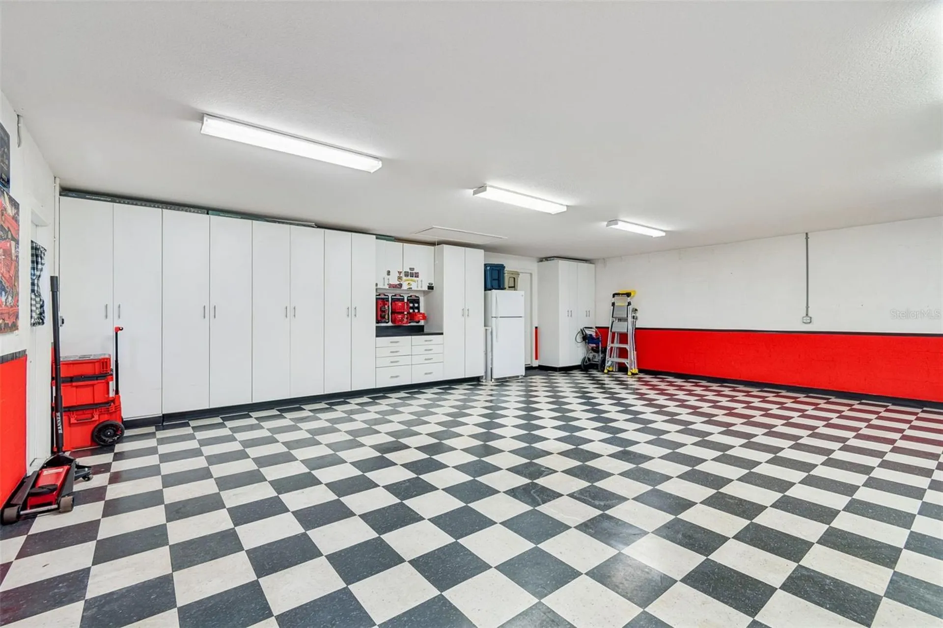 10524 Mistflower Lane Tampa FL 33647