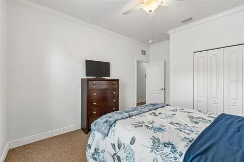 10524 Mistflower Lane Tampa FL 33647