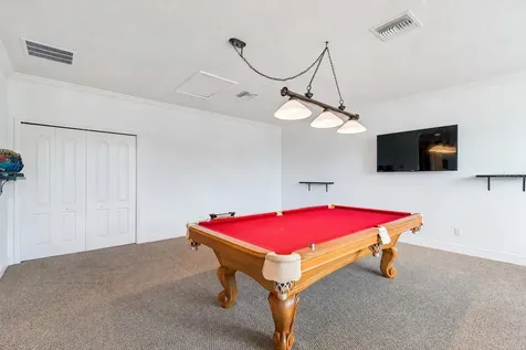 10524 Mistflower Lane Tampa FL 33647