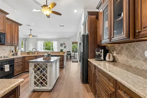 10524 Mistflower Lane Tampa FL 33647
