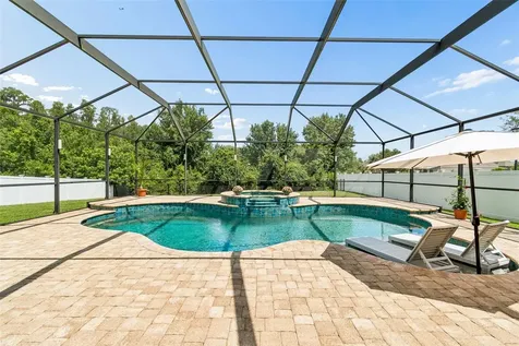 10524 Mistflower Lane Tampa FL 33647