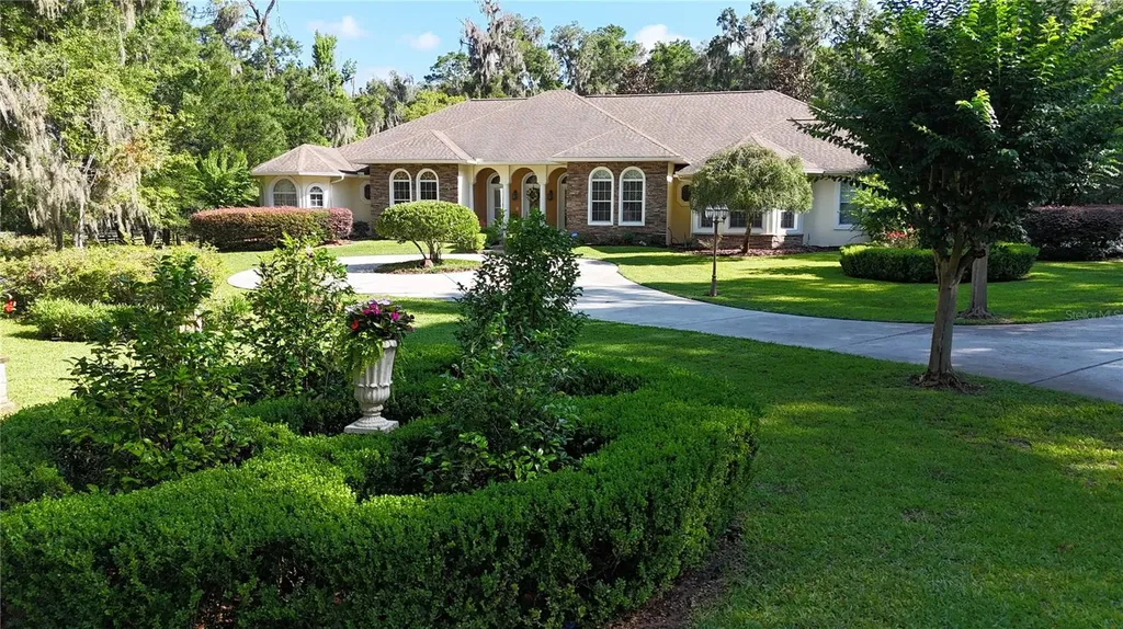1351 SE 91st Place Ocala FL 34480