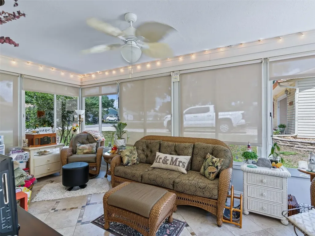 1622 New Abbey Avenue Leesburg FL 34788