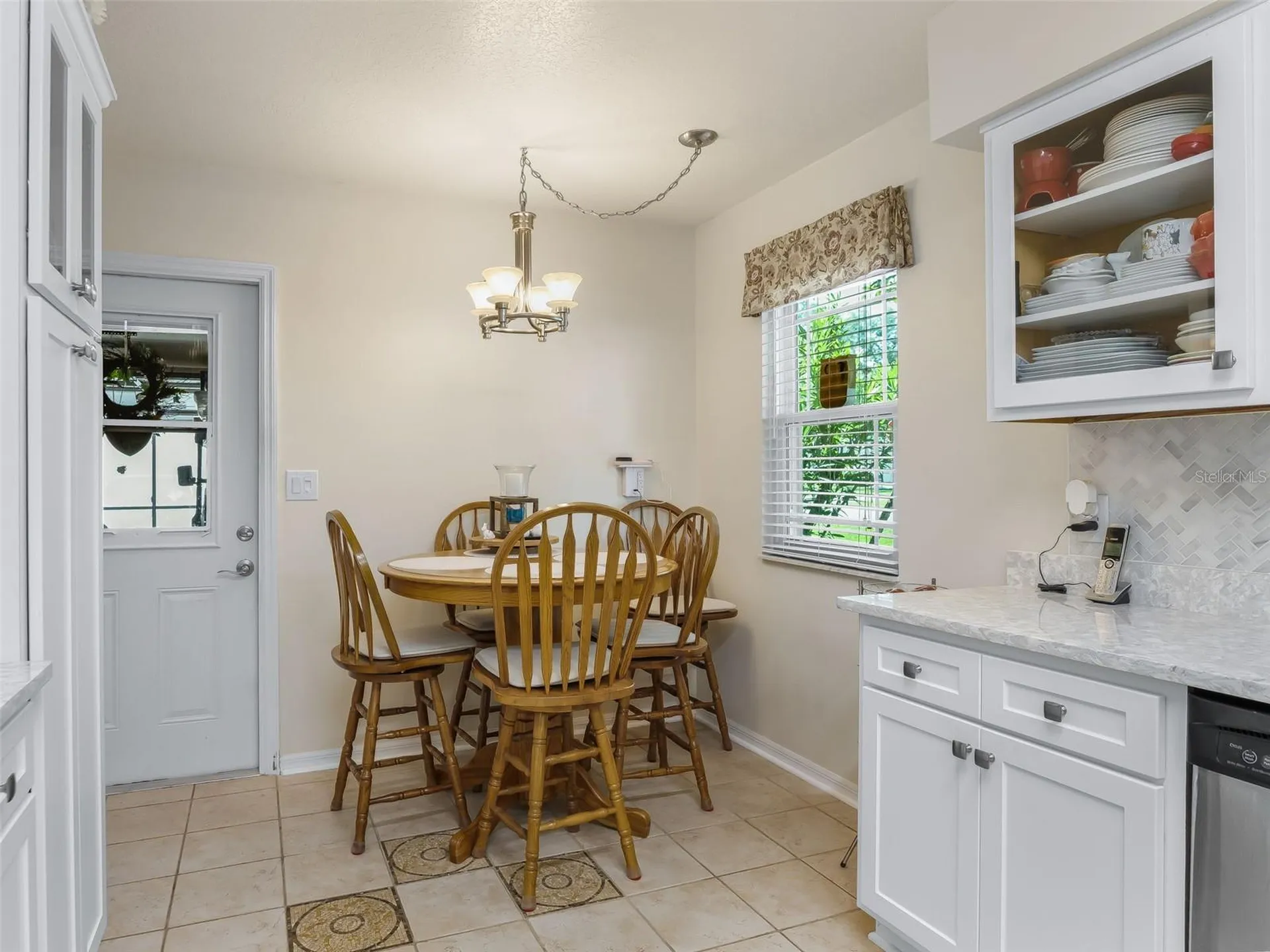 1622 New Abbey Avenue Leesburg FL 34788