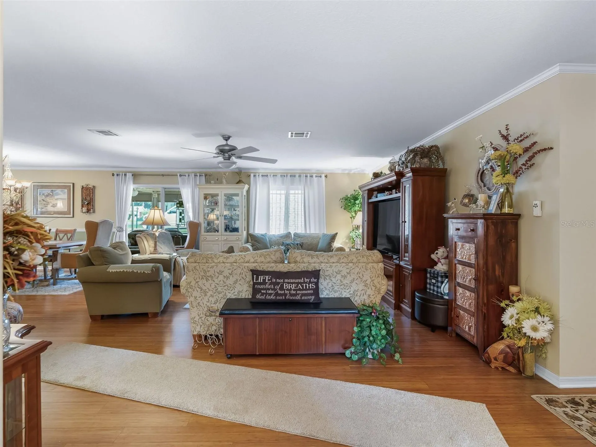 1622 New Abbey Avenue Leesburg FL 34788