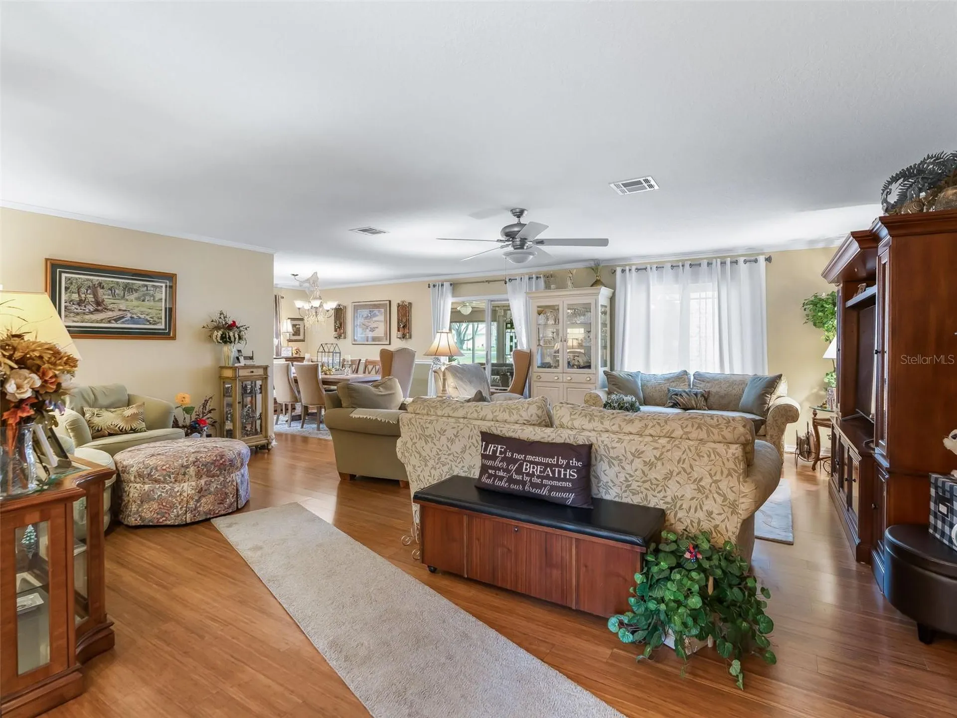 1622 New Abbey Avenue Leesburg FL 34788