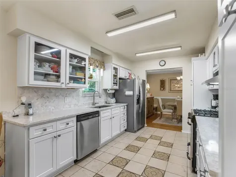 1622 New Abbey Avenue Leesburg FL 34788
