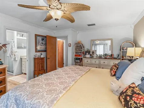 1622 New Abbey Avenue Leesburg FL 34788