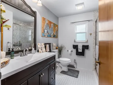 1622 New Abbey Avenue Leesburg FL 34788