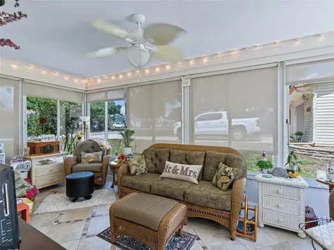 1622 New Abbey Avenue Leesburg FL 34788