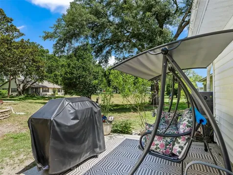 1622 New Abbey Avenue Leesburg FL 34788