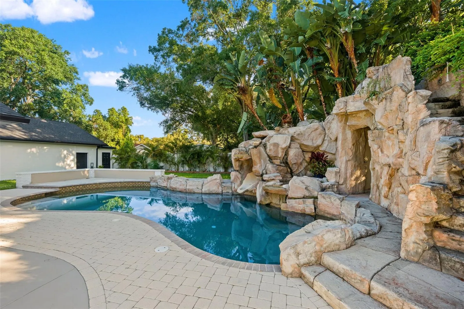 2521 Lake Ellen Drive Tampa FL 33618