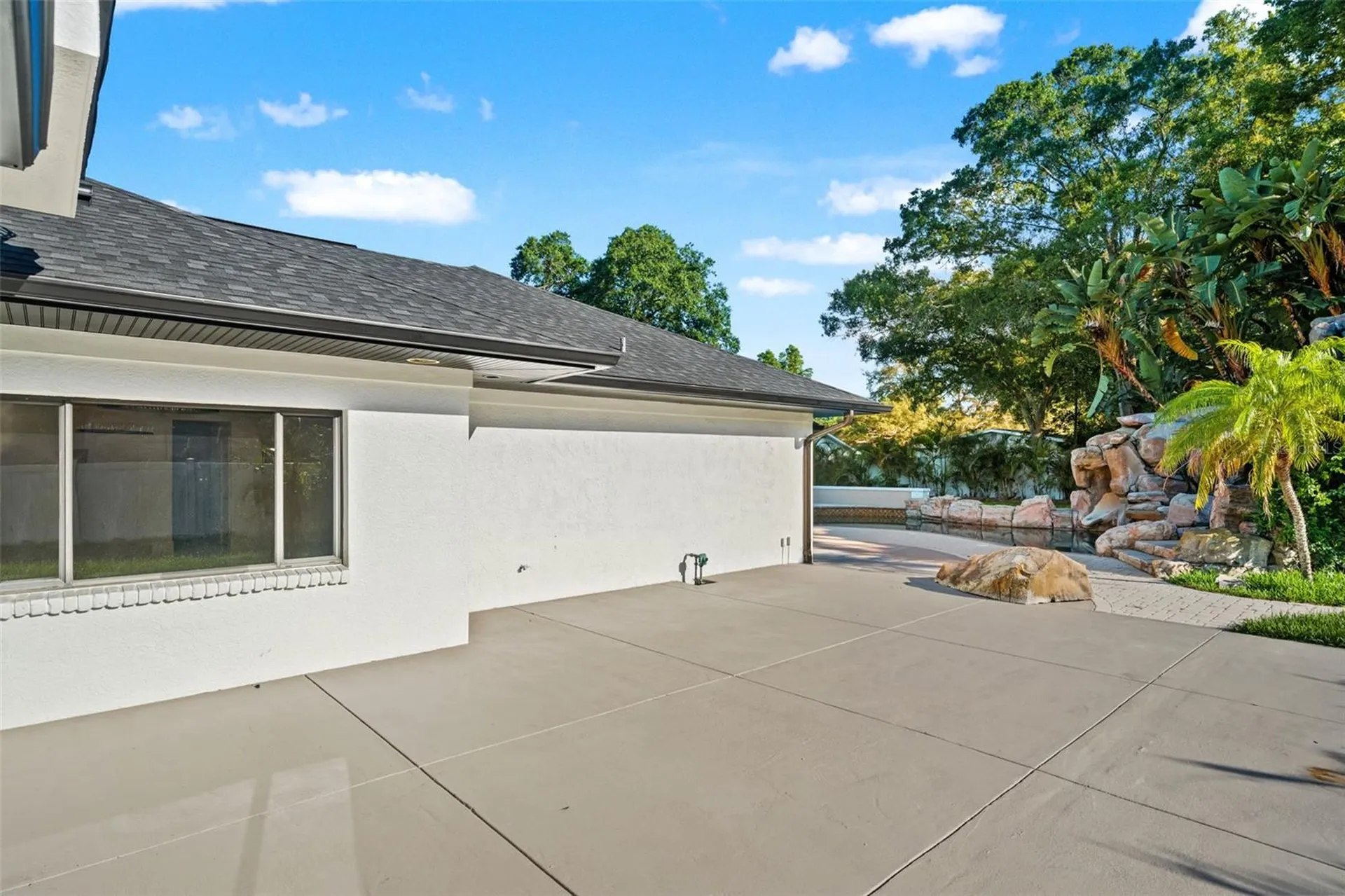 2521 Lake Ellen Drive Tampa FL 33618