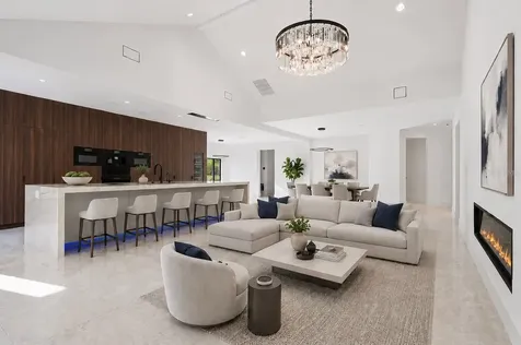 2521 Lake Ellen Drive Tampa FL 33618