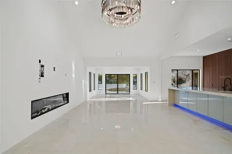 2521 Lake Ellen Drive Tampa FL 33618