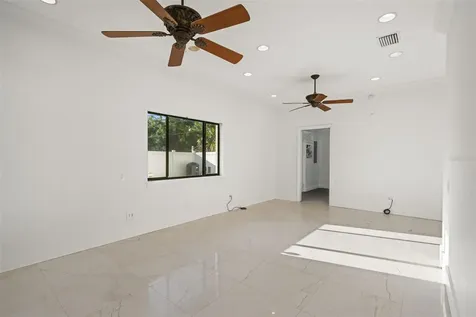 2521 Lake Ellen Drive Tampa FL 33618
